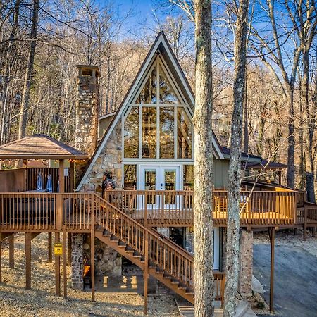 1Mile Downtown, Handicap Ramp, Hot Tub, Game Room جاتلينبرج المظهر الخارجي الصورة